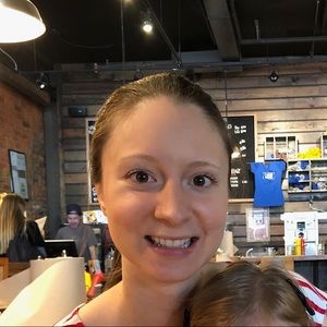 Meet your Posher, Carolyn